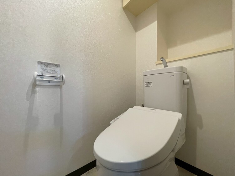 トイレ 暮らしの中のさりげないひとときの快適さにも、こだわりを、持って設備を配しております。