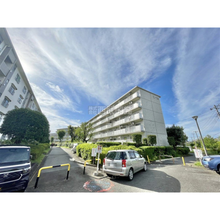 外観 空室のためお気軽に内覧可能です。