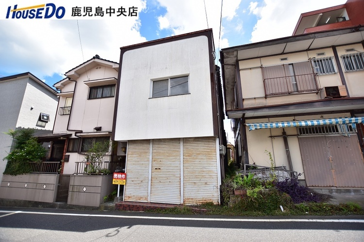 外観 北東向き道路【敷地面積62.27m2(18.83坪)】空き物件です！室内のご見学可能です♪