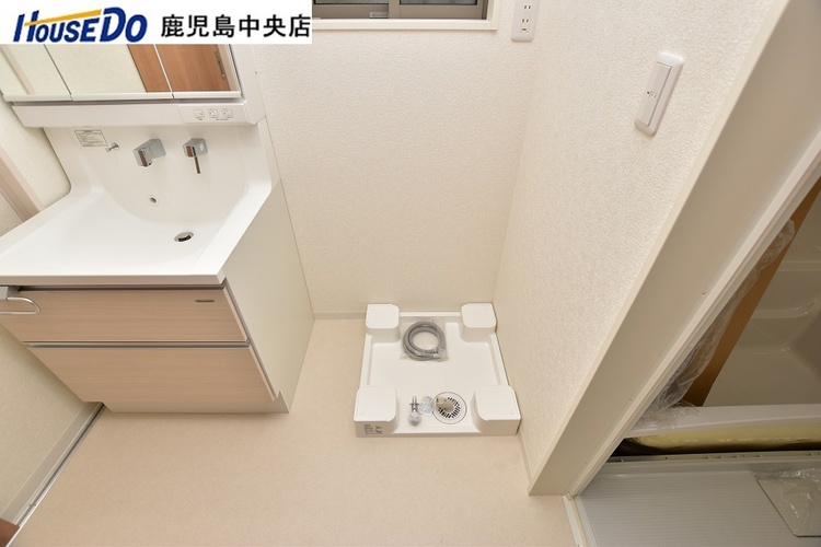 その他 【洗濯機置場】洗濯パン付きです！洗濯機からのもしもの水漏れ時にも床への浸水を防ぎます♪