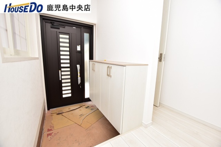 玄関 【玄関】・シューズボックス新調・玄関新調