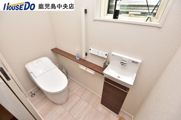 その他 【トイレ】温水洗浄便座機能付きです！