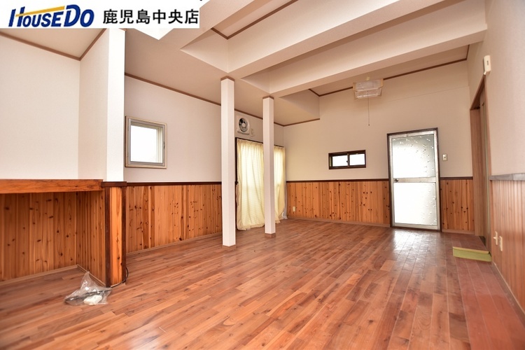 居間 【リビング】