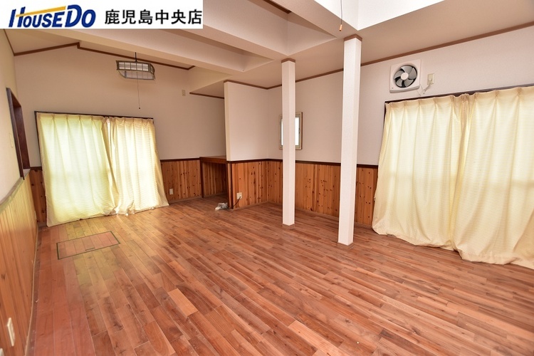 居間 【リビング】