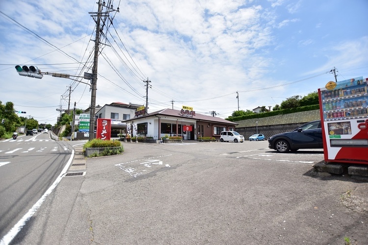 周辺 ラーメンさつま仏跳麺坂元店【ラーメンさつま仏跳麺坂元店】鹿児島市東坂元2丁目にあるラーメン店です 徒歩 約14分（約1090m）