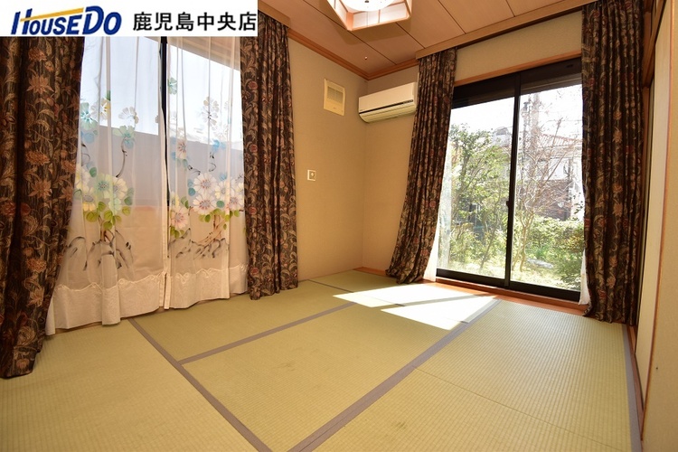 内装 【1階和室】6帖の和室です！リビング横にある和室です♪