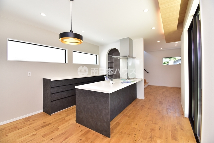 居間 【リビング】