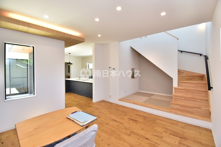 居間 【リビング】