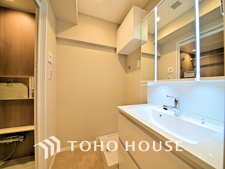 洗面 清潔感のある脱衣場