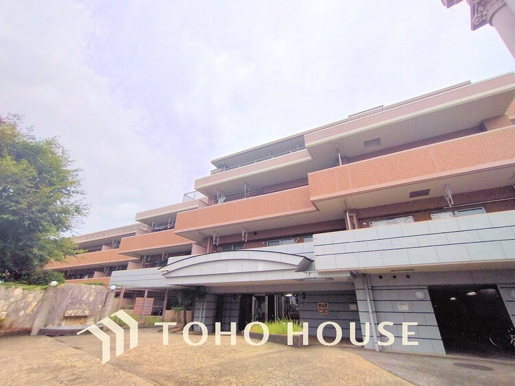 外観 〜大切なペットと暮らせる新規リノベ物件〜24平米のウッドデッキ付き〜