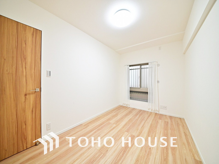 内装 シンプルですっきりとした室内は飽きのこない居心地の良い雰囲気