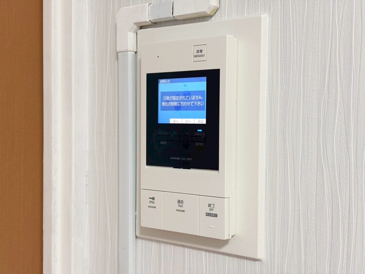 その他 誰が来てもわかる様にモニター付きインターホンを設置。