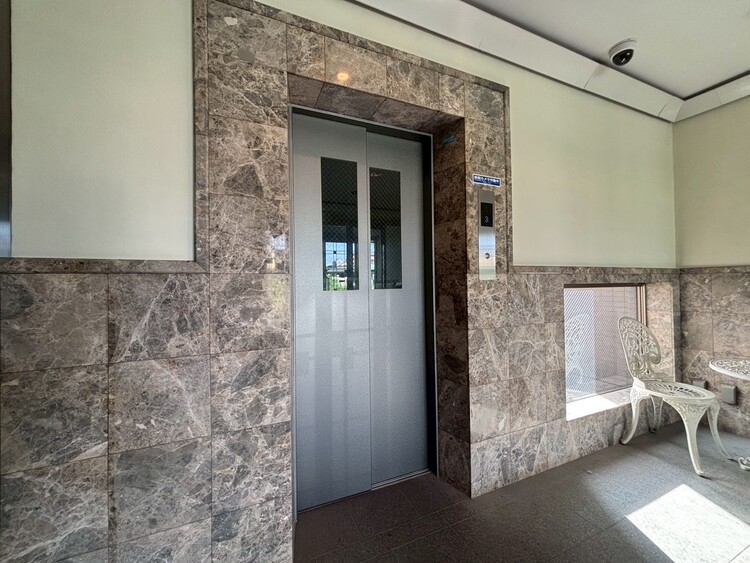 その他 エレベーター完備のため荷物が多くなっても安心。