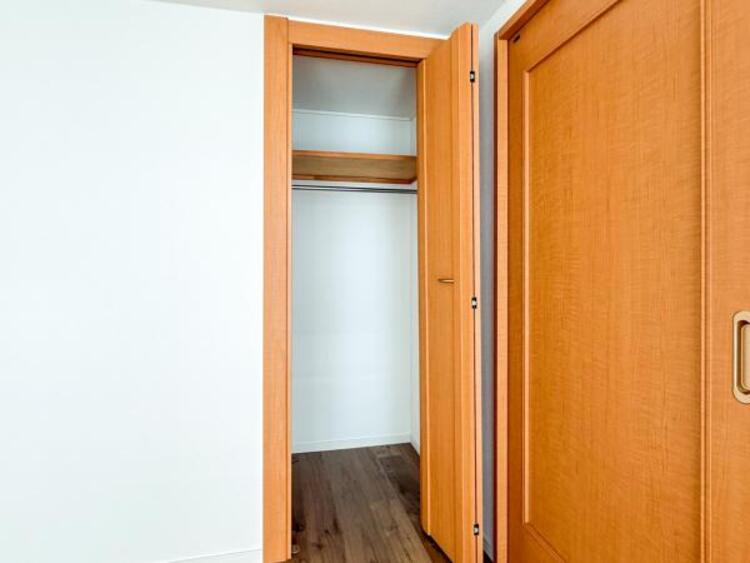 収納 空間を効率的に利用し収納スペースを確保。一日の始まりと終わりを美しく演出します。