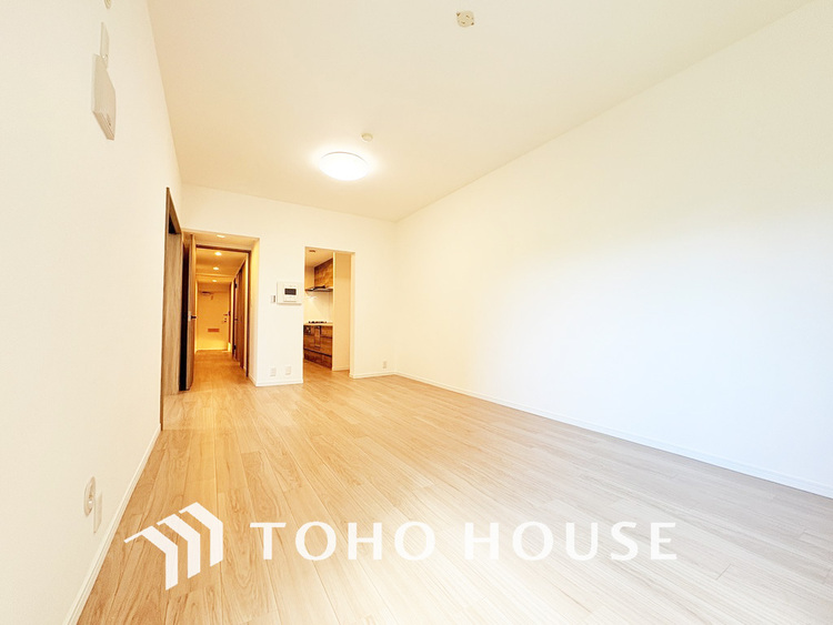 内装 広がりのある住空間、家族が集まるリビング・ダイニング