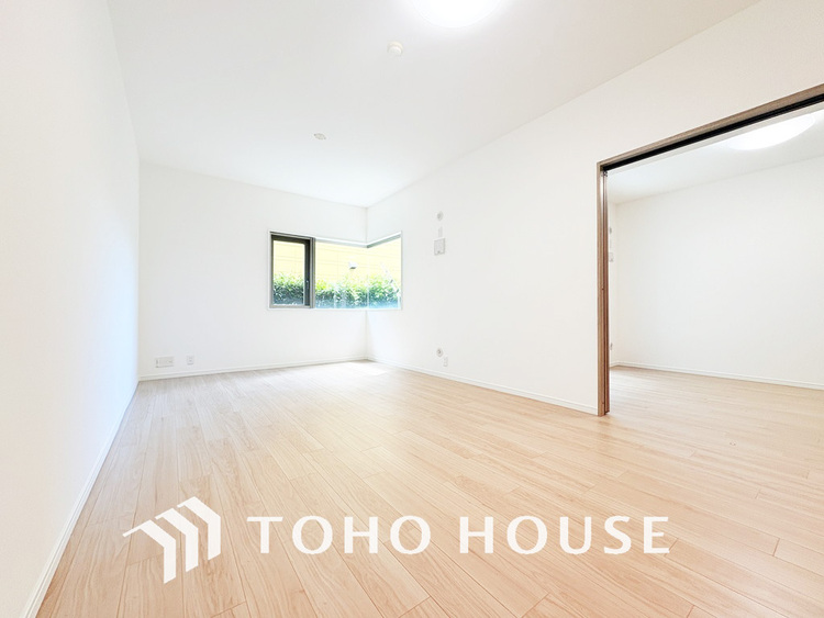 内装 ゆったりとくつろげる上質なリビングダイニング