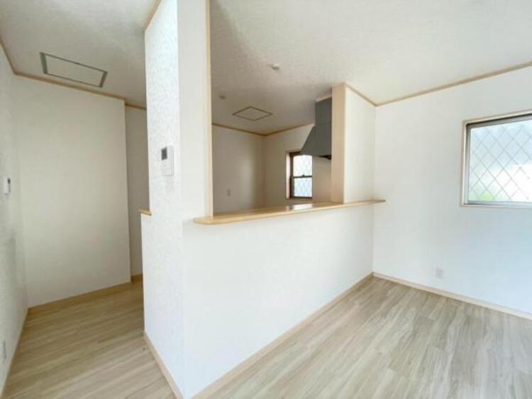 キッチン お料理中も会話の弾む対面式のカウンターキッチンです 