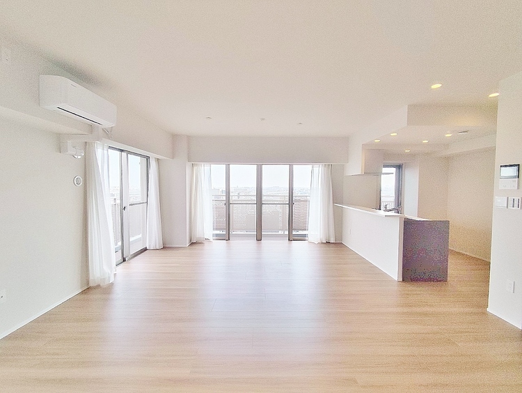 居間 過ごす時間が、たくさんの思い出として紡がれていく場所。