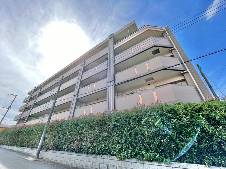 外観 ライフプランニングからローンまで、一貫してご説明させていただきます。お気軽にお問い合わせくださいませ。