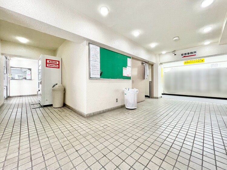 エントランス エントランスは、毎日の行き帰りで使う大事な空間です。