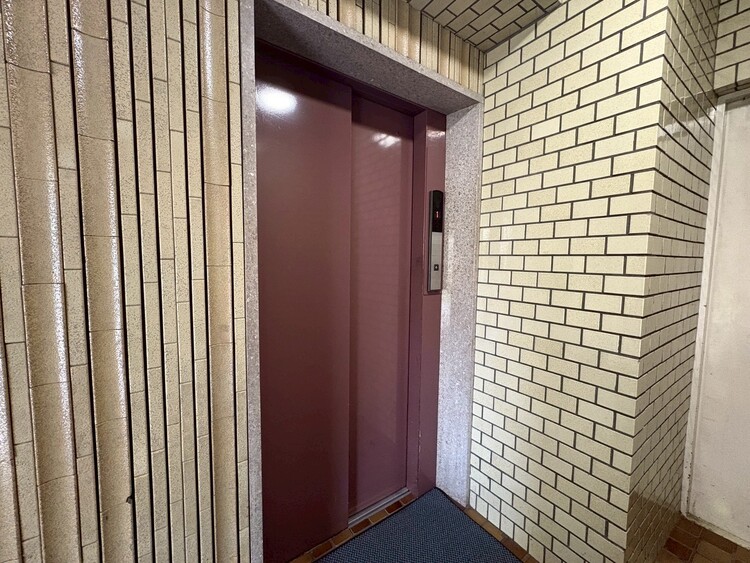 その他 エレベーター完備のため荷物が多くなっても安心。