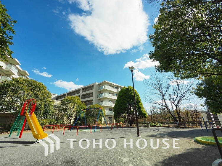 周辺 綱島上町公園　距離450ｍ