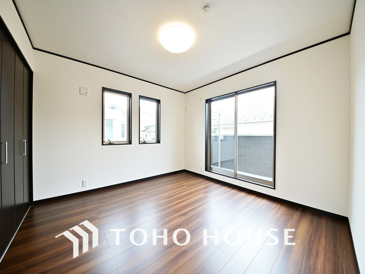 内装 シンプルですっきりとした室内は飽きのこない居心地の良い雰囲気です