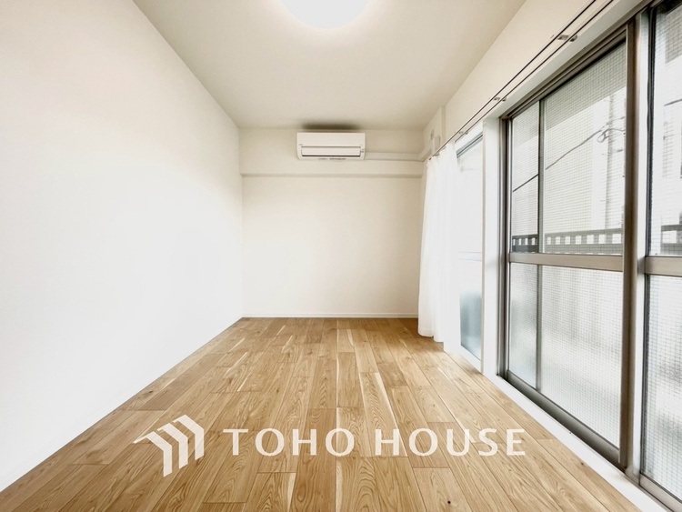 内装 【PRIVATE ROOM】◆快適◆な暮らしに不可欠な収納スペース。快適さとともに思い出も詰まっていく。