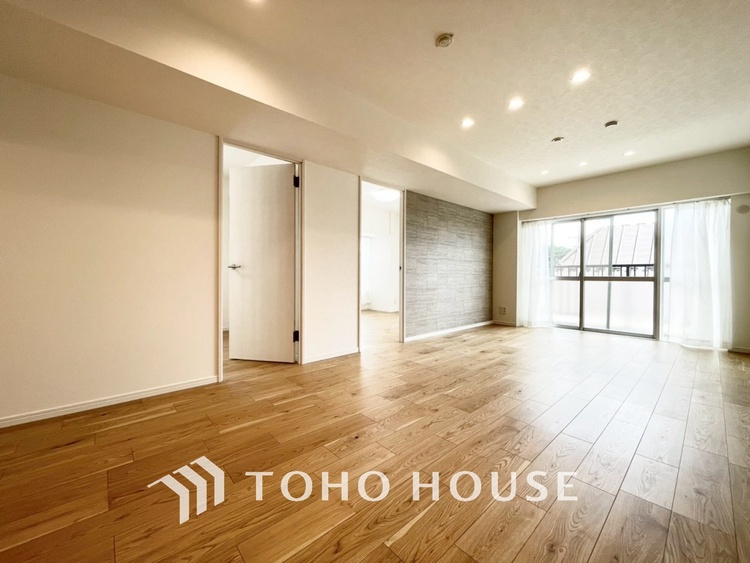 内装 【LIVING】◆Sunshine◆光が燦々と入り、いるだけで気持ちいい。「開放的でゆとりあるお部屋です。」