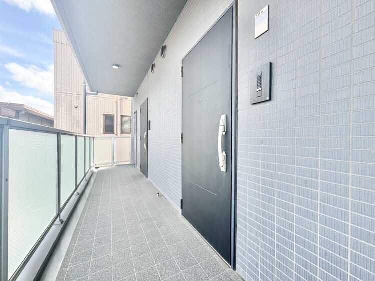 玄関 玄関を開ければ、そこは安らぎのご自宅。