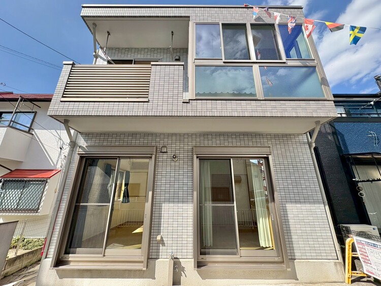 外観 資料には掲載していない情報が、現地にはたくさんあります。是非一度、現地をご確認ください。