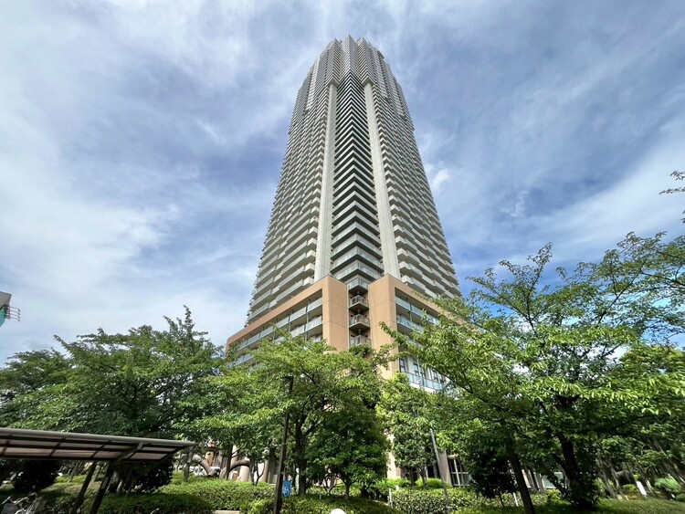 外観 資料には掲載していない情報が、現地にはたくさんあります。是非一度、現地をご確認ください。