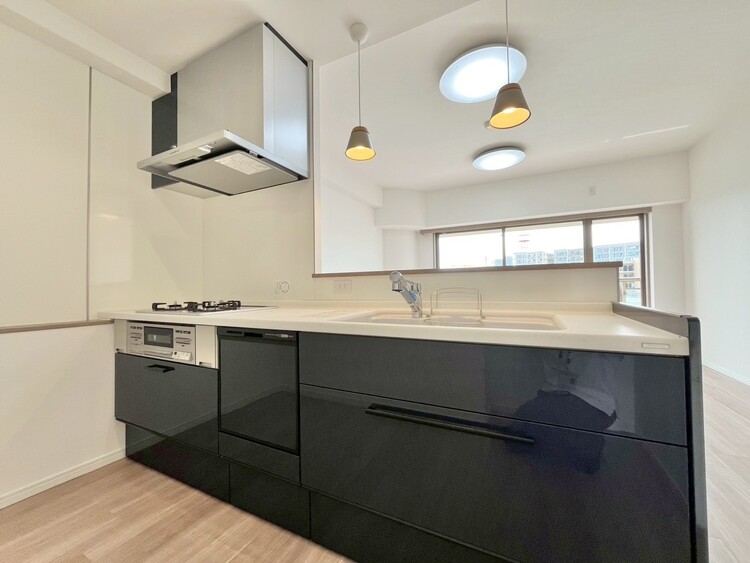 キッチン 洗練されたスタイリッシュなデザイン性と使いやすさを備えた仕様。