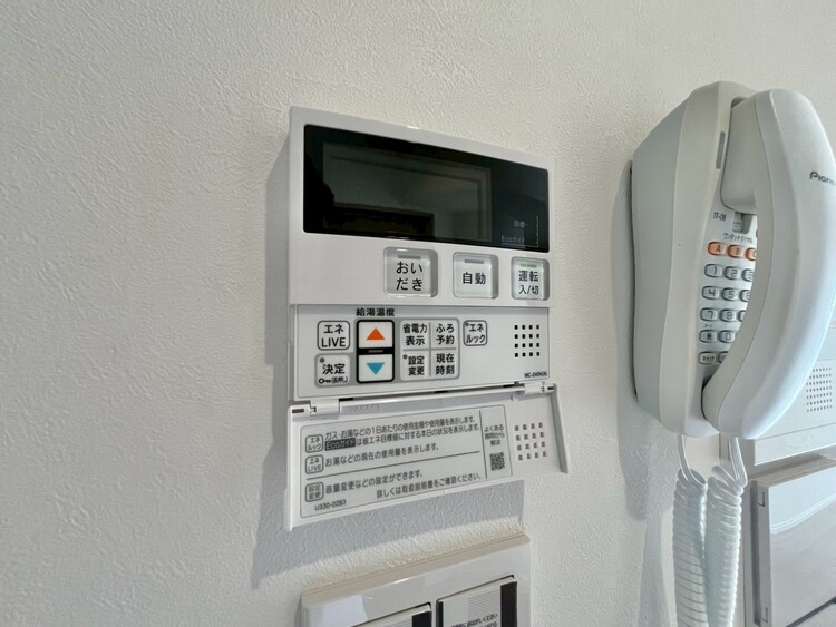 設備 見やすい画面で操作しやすい給湯パネルです。