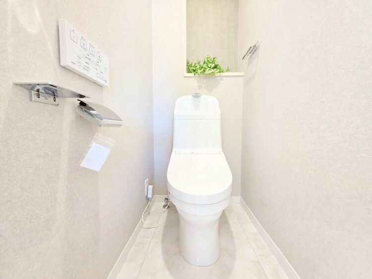 トイレ 暮らしの中のさりげないひとときの快適さにも、こだわりを、持って設備を配しております。