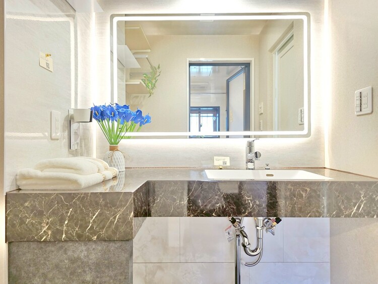 洗面 何かと物が増える場所だからこそ、スッキリと見映えの良い空間に。