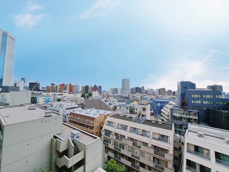 その他 眺望や窓からの景色が良いと、家で過ごす時間も快適です。