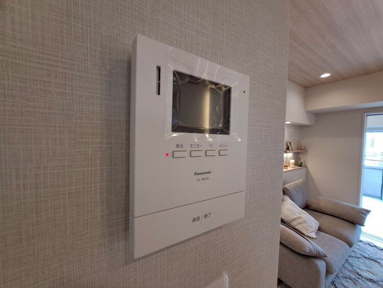 その他 誰が来てもわかる様にモニター付きインターホンを設置。