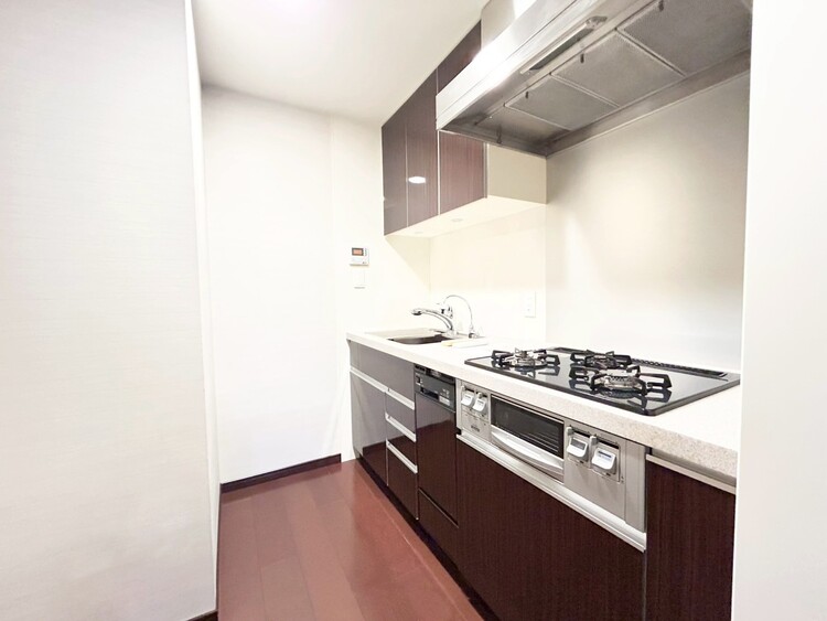 その他 開放感のあるキッチンスペース。調理をしながら、会話も弾みそうですね。