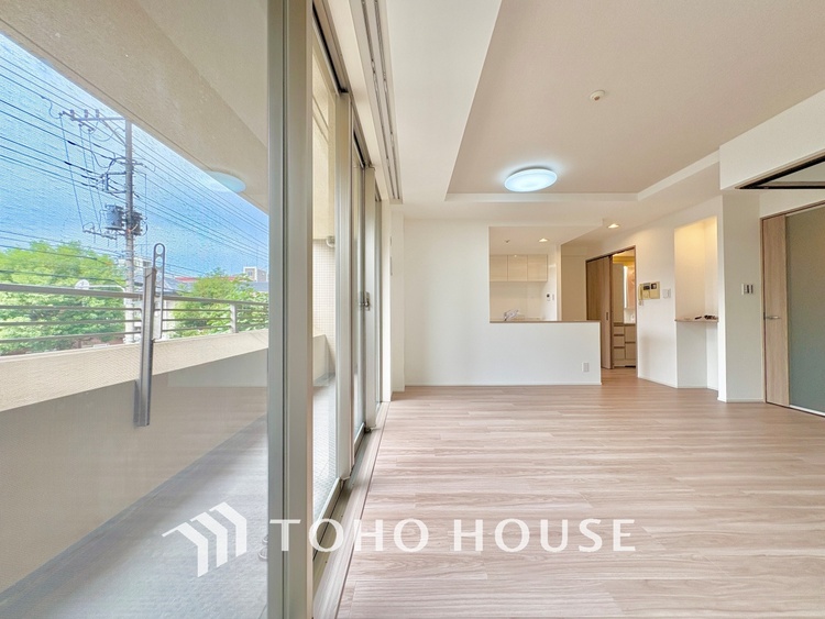 内装 家族みんなの笑顔が、笑い声が絶えない幸せいっぱいのこの場所で新たな生活が始まる。