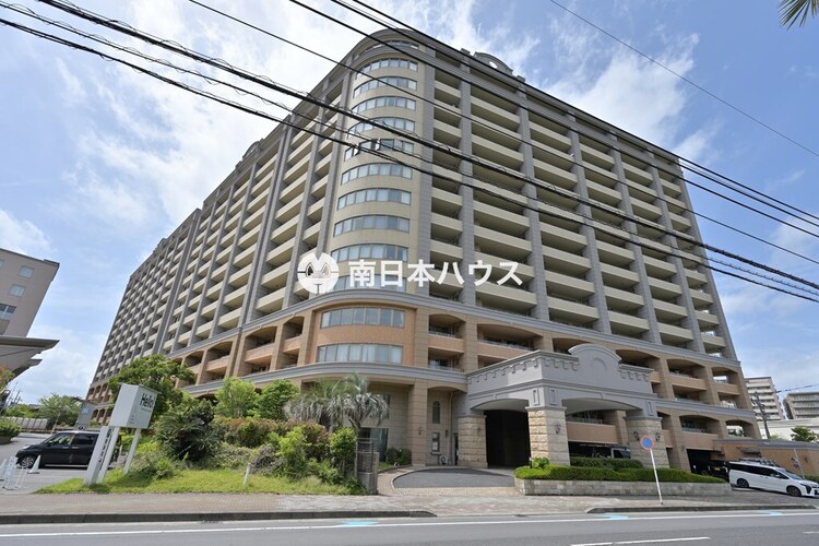 外観 【アドバンス21ベイスクエア・県庁海岸通り】15階建ての10階部分のお部屋です！