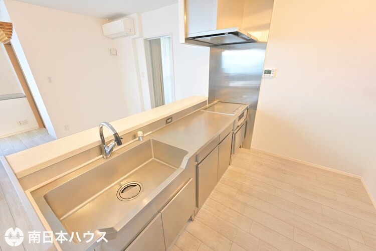 キッチン 【キッチン】対面式のシステムキッチン！