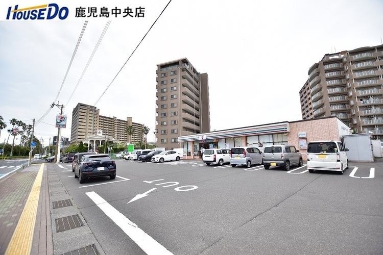 周辺 セブンイレブン与次郎2丁目店【セブンイレブン与次郎2丁目店】鹿児島市与次郎2丁目にあるコンビニです 徒歩 約3分（約190m）