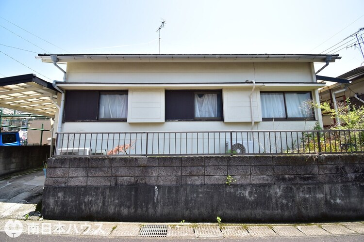 外観 【外観】令和7年5月13日　撮影日当り良好なお家です♪