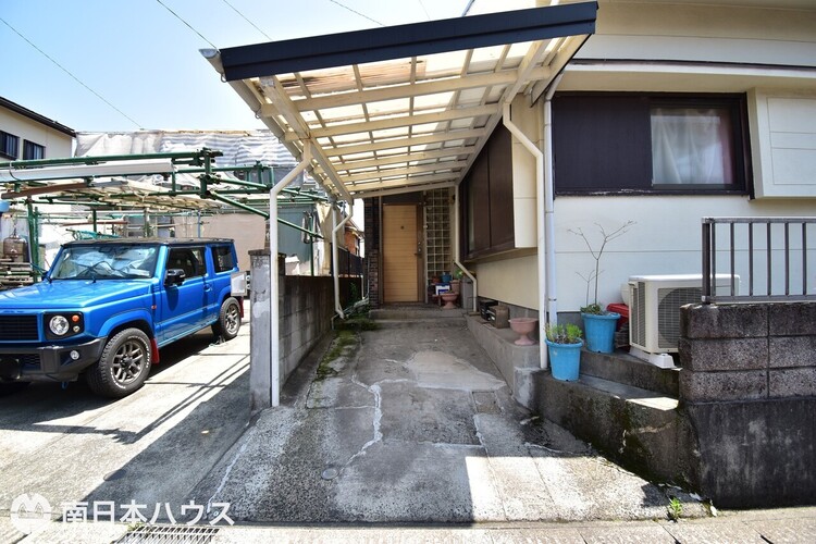 その他 【駐車場】駐車1台！カーポート付きです！