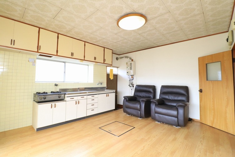 キッチン 【ダイニングキッチン】綺麗に使われていますので、内観程度良好です！