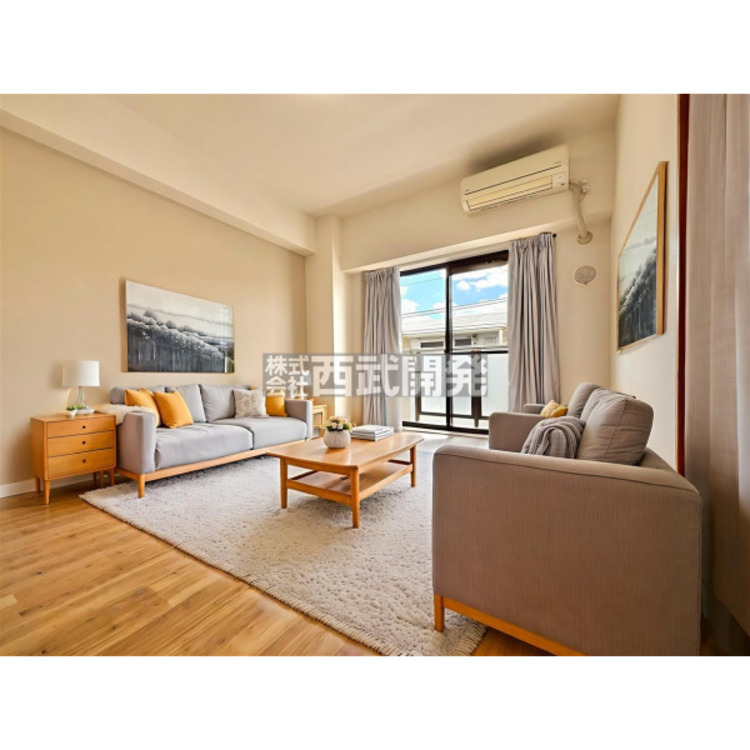 内装 配置してある家具や小物はCGによるイメージです。