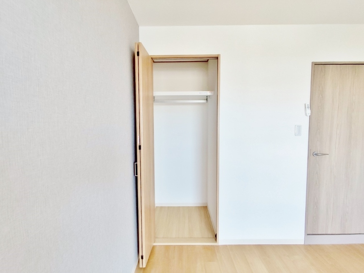 収納 居室にはクローゼットがあり、荷物もスッキリ収納して快適にお過ごしいただけます。