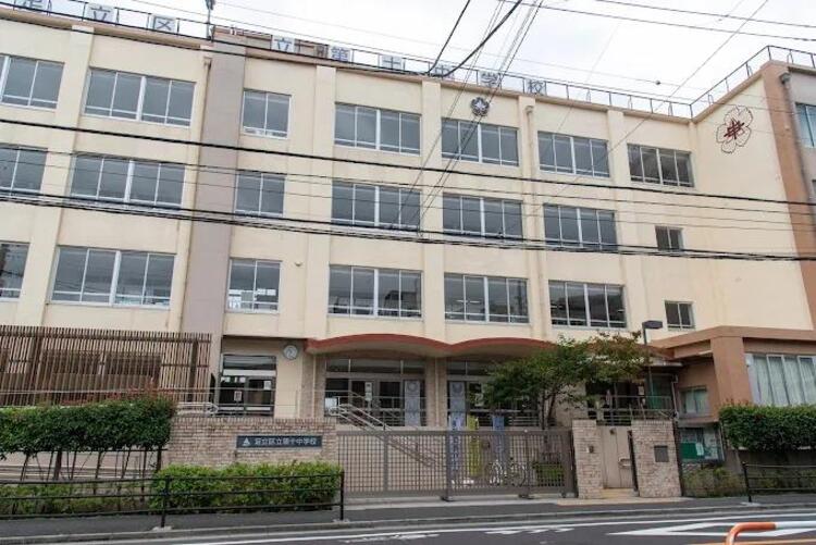 周辺 足立区立第十中学校