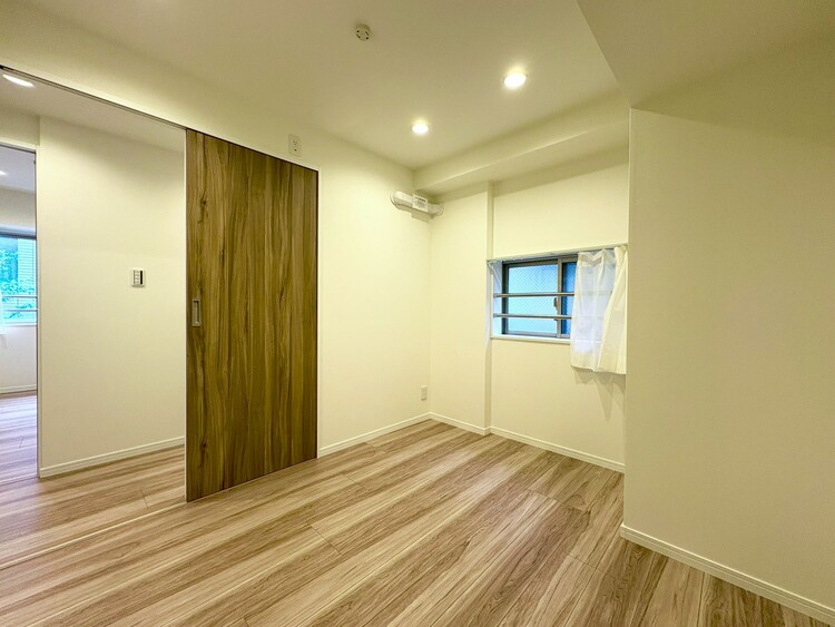 その他 清かで艶やかな時間をもたらしてくれる室内です。